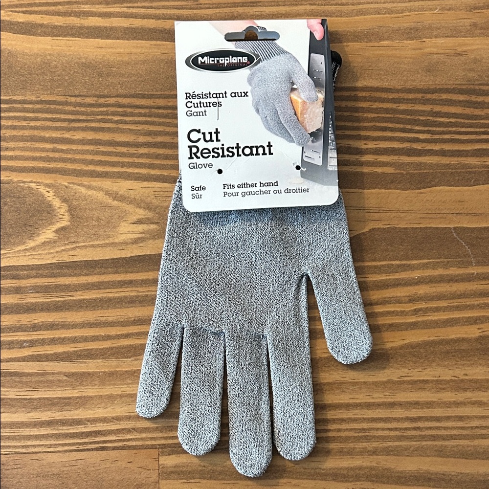 Cut-Resistant Work Glove for kitchen or crafts NWT